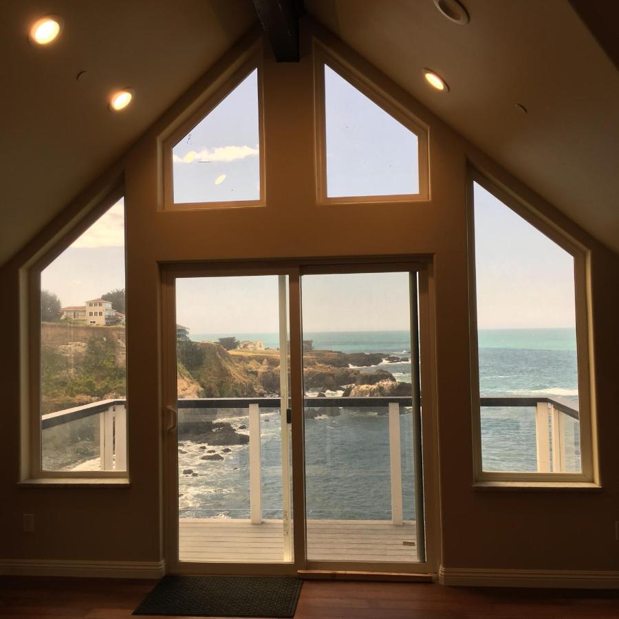 The Castle Inn Of The Lost Coast Shelter Cove Екстериор снимка